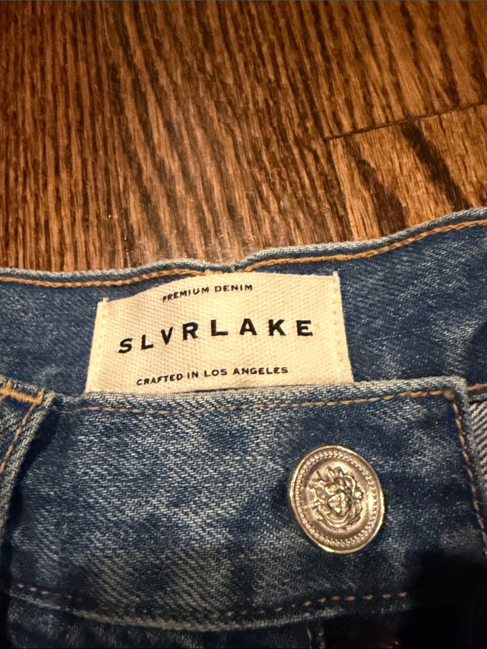 SLVRLAKE WalkerHigh-Rise Denim Shorts - sweet memory - Picture 7 of 15